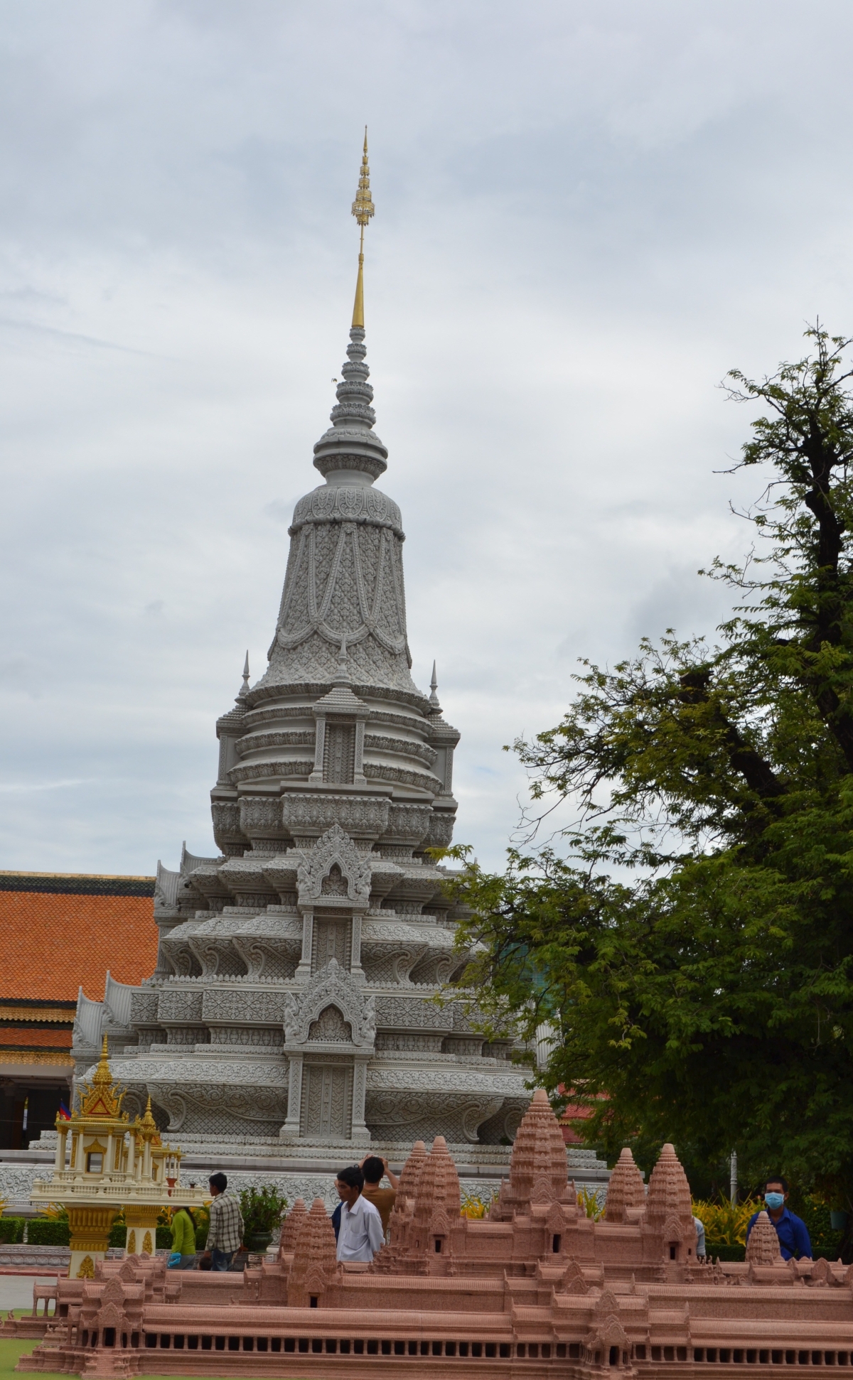 Climbing Ancient Temples: Cambodia Part 1